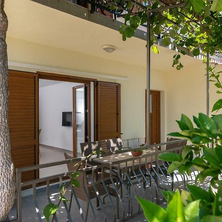 Kiwi Apartment Trogir Exterior photo