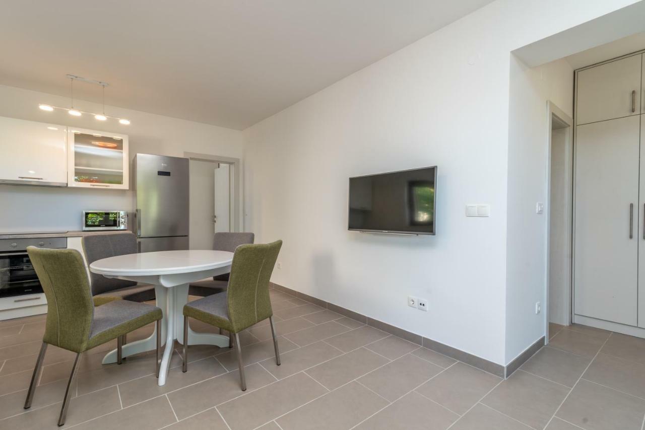 Kiwi Apartment Trogir Exterior photo
